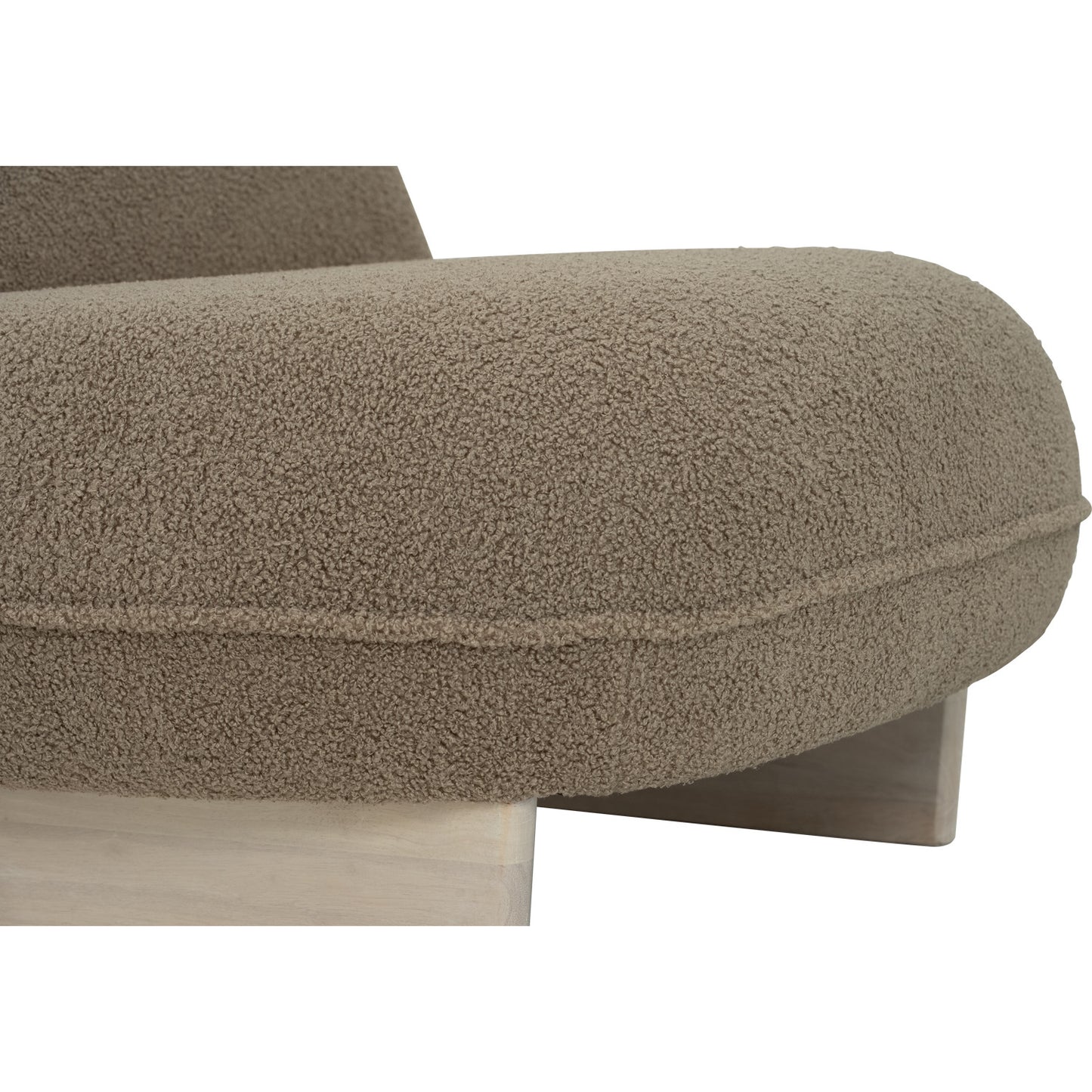 Bentle Lounge Chair