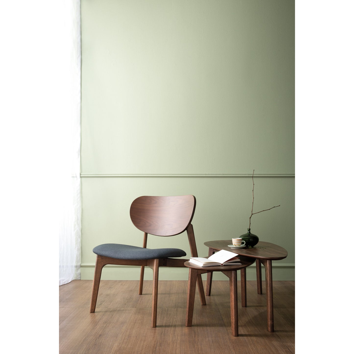 Aleta Lounge Chair