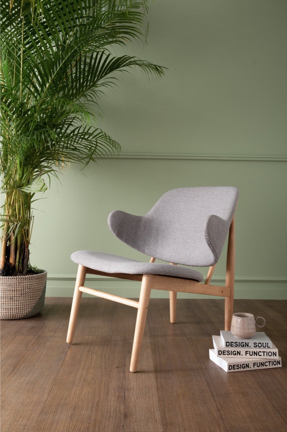 Vezel Lounge Chair